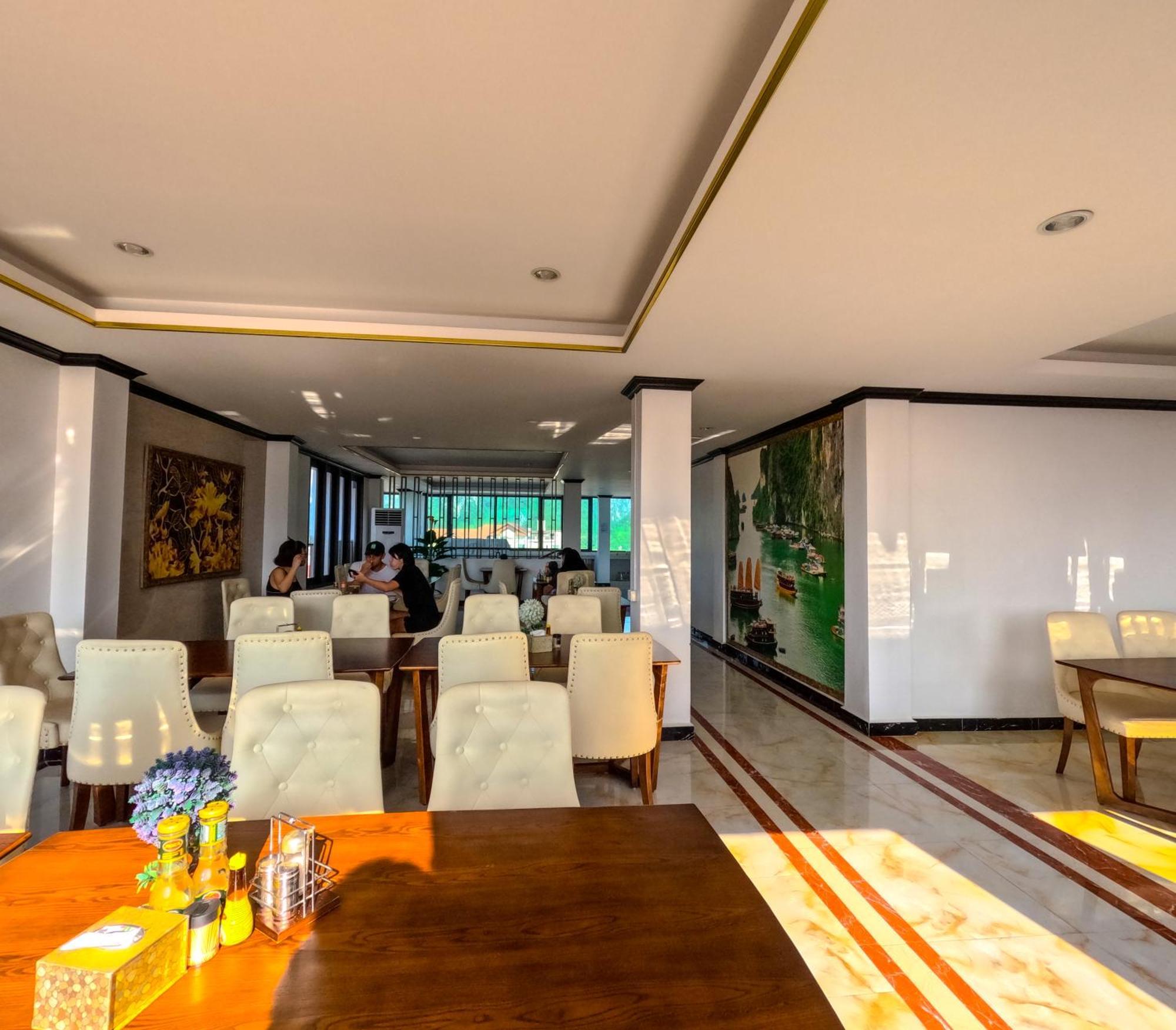 Vang Vieng Consiana Hotel Exterior foto